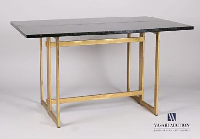 null Console forming a table, the top in black lacquered wood unfolding, it rests...