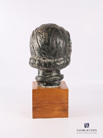 null DADIE-ROBERT Dagmar (1897-1966) Terracotta woman
's
head with black patina
Signed...
