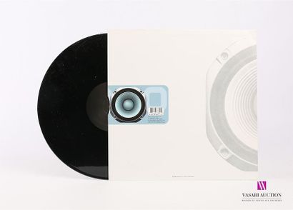 null Pack of 20 vinyls : 

NAZZ NASKO - Heartbreak 
1 Disc 33T in cardboard
sleeve...