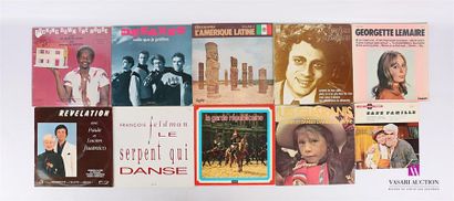 null Lot de 20 vinyles :
- Gaëtan de Courrèges Chante le Père Duval - 1 disque 33T...