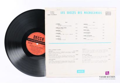 null Lot de 20 vinyles :
PACO IBANEZ - Les uns par les autres
1 Disque 33T sous pochette...