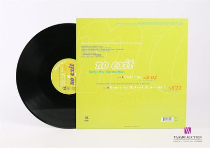 null Lot of 20 vinyls : 

- COLINDE SI CONCERTE RELIGIOASE
1 Disc 33T under paper
sleeve...