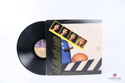 null Lot de 20 vinyles :

MILK & HONEY 
1 Disque 33T sous pochette cartonnée 
Label...