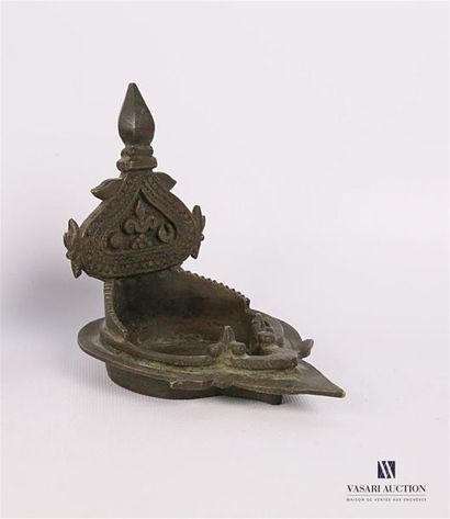 null INDIA
A bronze pot or "Lota" in the form of a baluster with a silver patina,...