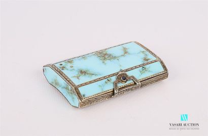 null A silver powder case with a concave bottom presenting a large reserve decorated...