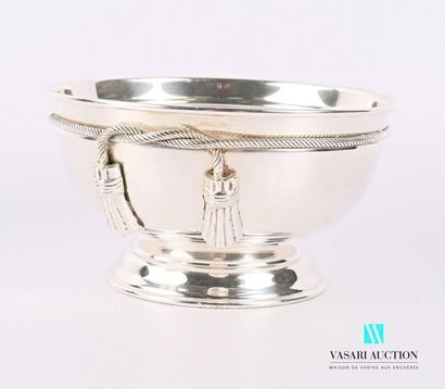 null Cup in silvery metal resting on a pedestal base, the plain belly decorated with...