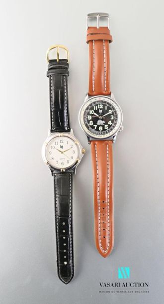 null Lip, deux montres bracelet d'homme :
Une Lip Classics 12-14 boîtier acier 38...