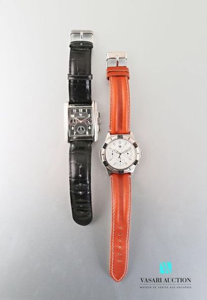 null Lip, deux montres bracelet d'homme chronographe :
Une : boîtier rectangulaire...