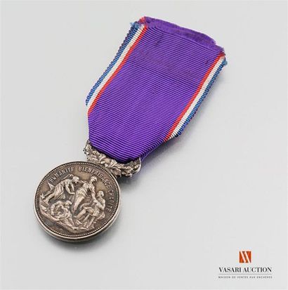 null France - Médaille de l'académie du dévouement national, humanité bienfaisance...