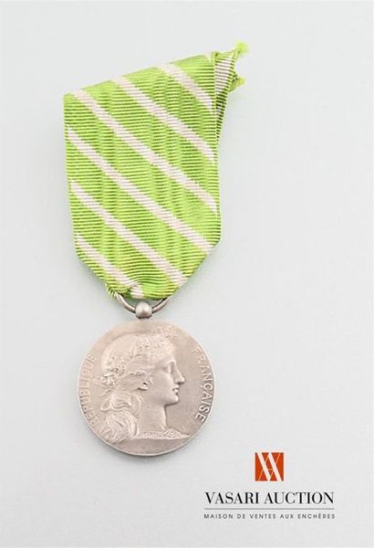 null France Médaille des employés communaux, ministère de l'Intérieur, 1921, argent,...