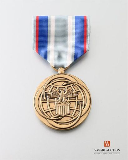 null États Unis d'Amérique - Medal for excellence in operational support, 34 mm,...