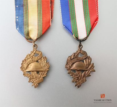 null Union Nationale des Colbattants (UNC) médaille de reconnaissance, modèle marqué...