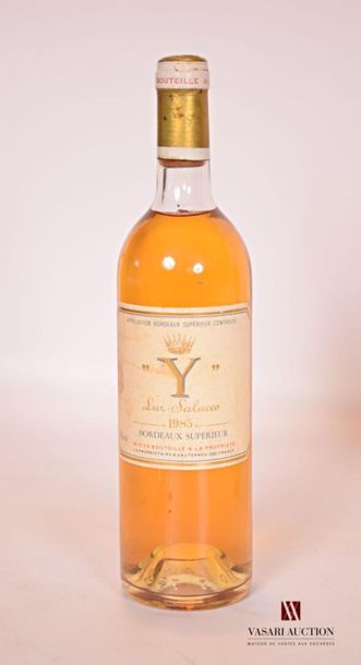null 1 bouteille	"Y" d'Yquem	Bordeaux Sup	1985
		Et. fanée et tachée. N : tout en...