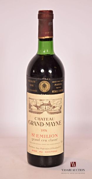 null 1 bouteille	Château GRAND MAYNE	St Emilion GCC	1976
		Et. un peu tachée. N :...