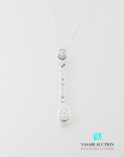 null Pendant in the Art Deco taste and its 750 thousandth white gold chain decorated...