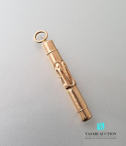 null Gold pen decorated with a monogram on an amati background, it is surmounted...