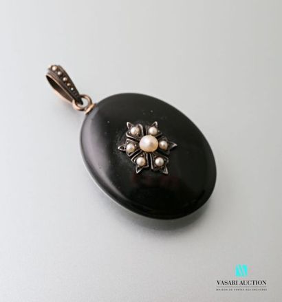 null Pendant onyx picture-holder decorated with a silver star pattern set with half...