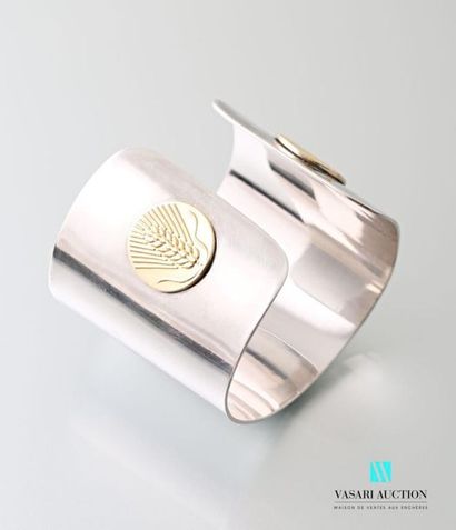 null Lalaounis, large open cuff bracelet in 925 sterling silver decorated with two...