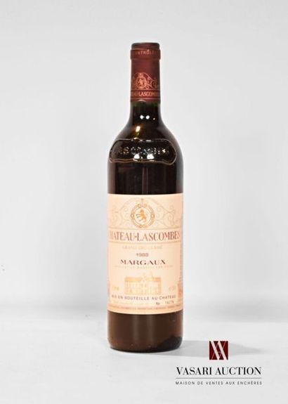 null 1 bouteille	Château LASCOMBES	Margaux GCC	1988
	Et. à peine tachée. N : haut...