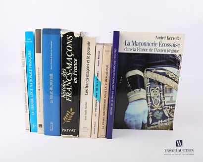 null [FRANC MACONNERIE - ROMANS]
Lot comprenant dix ouvrages : 
- LEFORESTIER Hugues...