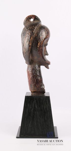 null FANG - GABON
Tête d'ancêtre de style Betsi en bois sculpté et patiné
Haut. :...