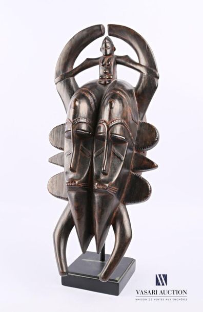 null SENOUFO - COTE D'IVOIRE
Masque en bois sculpté et patiné à deux visages côte...