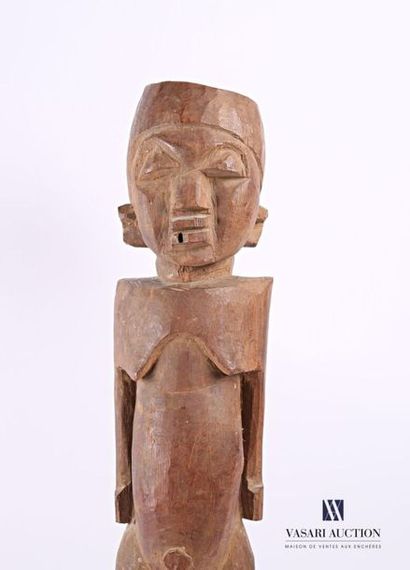 null LOBI - COTE D'IVOIRE
Fétiche debout en bois sculpté 
Haut. : 59 cm
Note : Les...