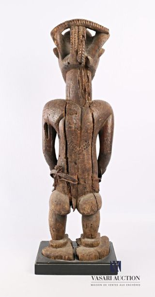 null BAOULE - COTE D'IVOIRE
Statuette en bois sculpté, la taille enserré d'une ceinture...