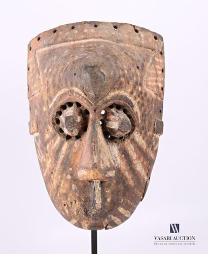 null KASAI - CONGO
Masque en bois sculpté polychrome 
(petites usures)
Haut. : 30...