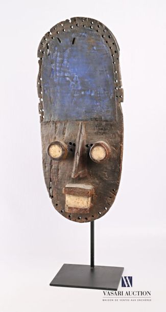 null COTE D'IVOIRE - GREBO
Masque en bois sculpté polychrome 
Haut. : 50 cm - Larg....