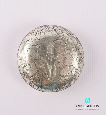 null Pill box of round shape in silver 800 thousandths with iris decoration, it opens...