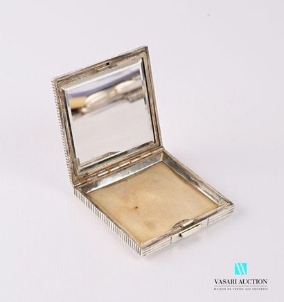 null Square-shaped silver powder case decorated in its centre with a wide plain band...