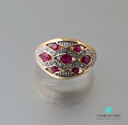 null Dome ring in 750 thousandths yellow gold set with rubies in diamond paved diamond...