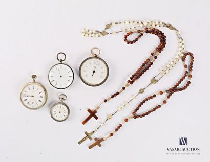 null Set comprising three pocket watches, two of which are silver, three rosaries...