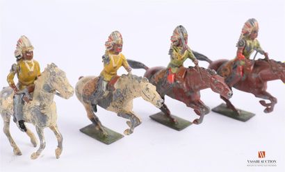 null Articulated polychrome lead soldiers French manufacture, American Indians: 4...