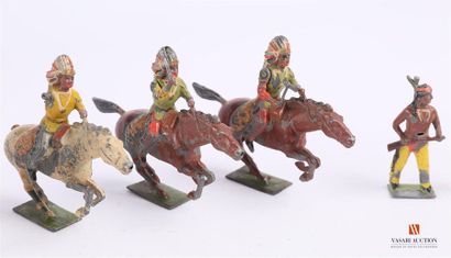 null Articulated polychrome lead soldiers French manufacture, American Indians: 4...