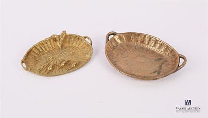 null Set of two bronze tidy trays representing wicker baskets, one decorated with...