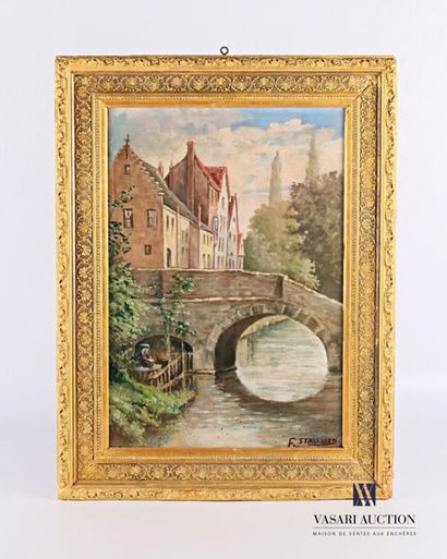 null STALLAERD F
River in the village
Oil on panel
Signed lower right
50 x 35 cm...