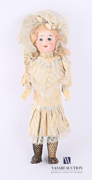 null Bazaar doll, porcelain head, glass eyes, open mouth, wallpaper body, she is...