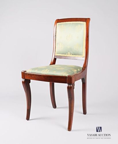 null Chair in mahogany and mahogany veneer, the back slightly overturned, it rests...