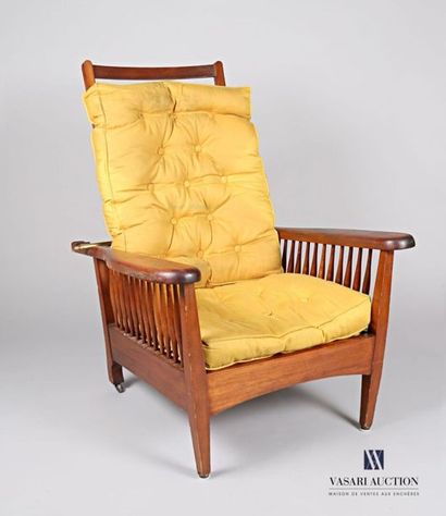 null Mahogany armchair, the straight backrest tilts to three notches with a brass...