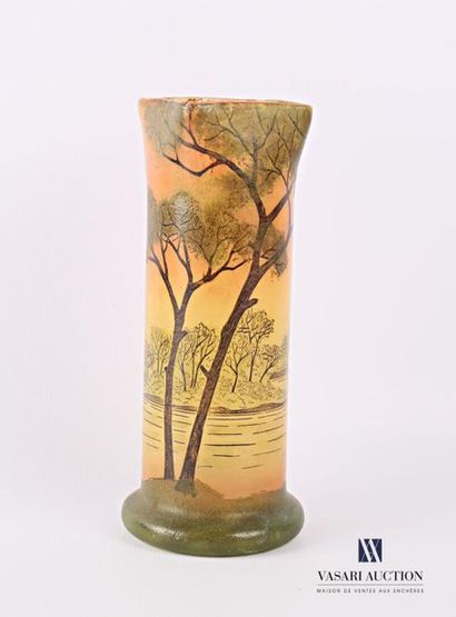 null Tubular vase with a square section, the shaft decorated with a painted lake
landscape...
