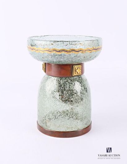 null Bubbled glass bowl resting on a bell base decorated with a coat of arms depicting...
