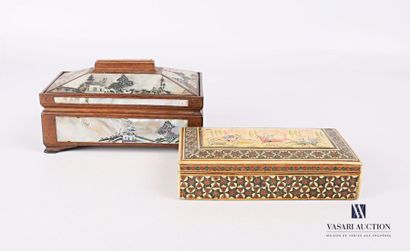 null Lot including two wooden boxes, one inlaid with a decoration of star seedlings,...