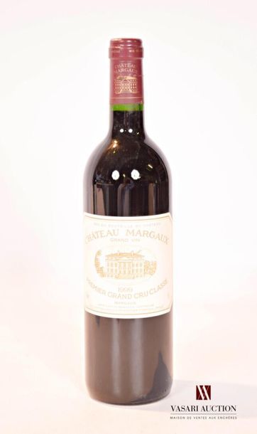 null 1 bouteille	Château MARGAUX	Margaux 1er GCC	1999
	Et. très légèrement tachée....