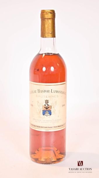 null 1 bouteille	Château BASTOR LAMONTAGNE	Sauternes	1990
	Et. fanée et tachée. N...