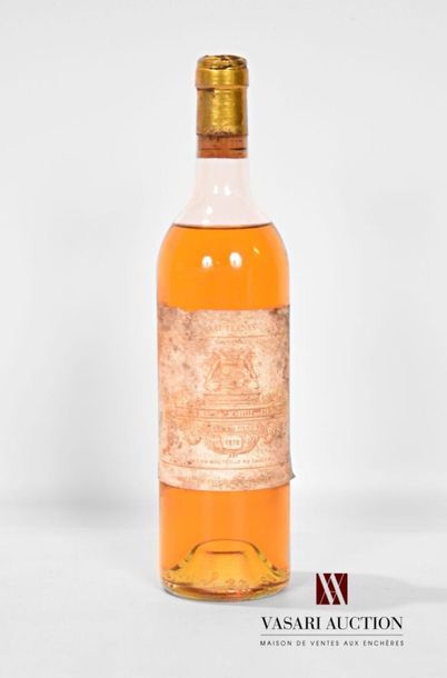 null 1 bouteille	CH. FILHOT	Sauternes 1er GCC	1978
	Et. fanée, très tachée mais lisible...