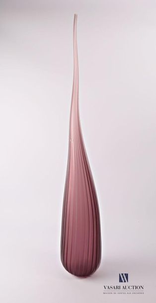 null SALVIATI
Vase soliflore modèle Aria en verre de couleur mauve sablé de forme...