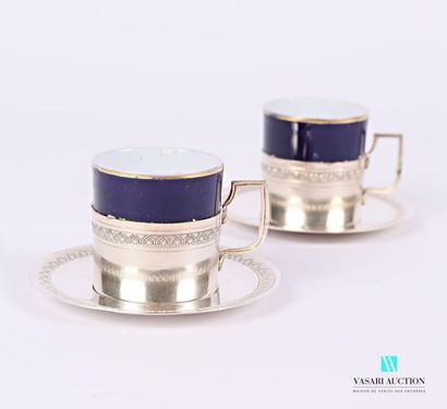 null Pair of blue porcelain coffee cups and their saucers, the rim hemmed with a...