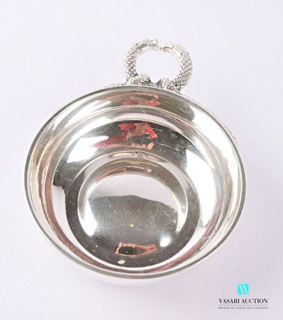 null Taste wine in plain silver, the ase showing two fishes facing each other.
Diameter...